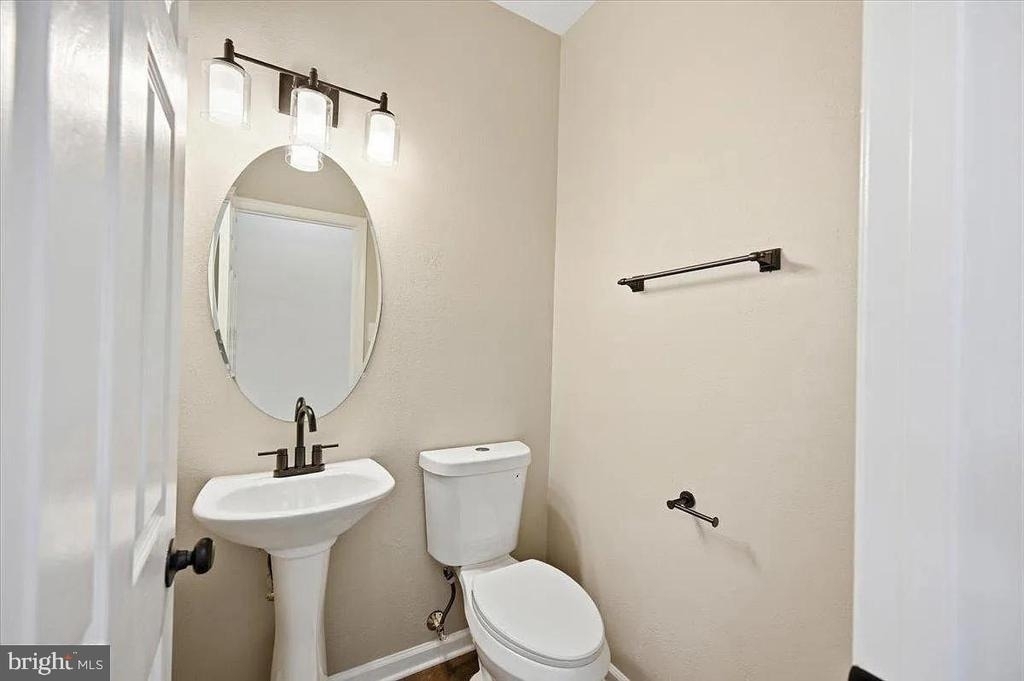 3706 Singleton Terrace - Photo 21