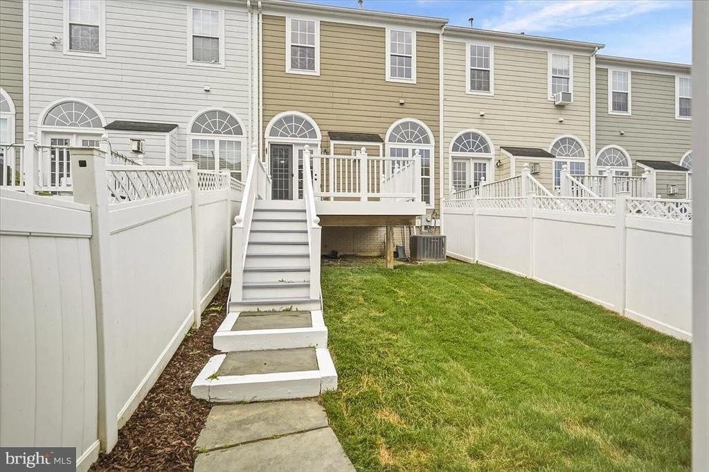 3706 Singleton Terrace - Photo 30
