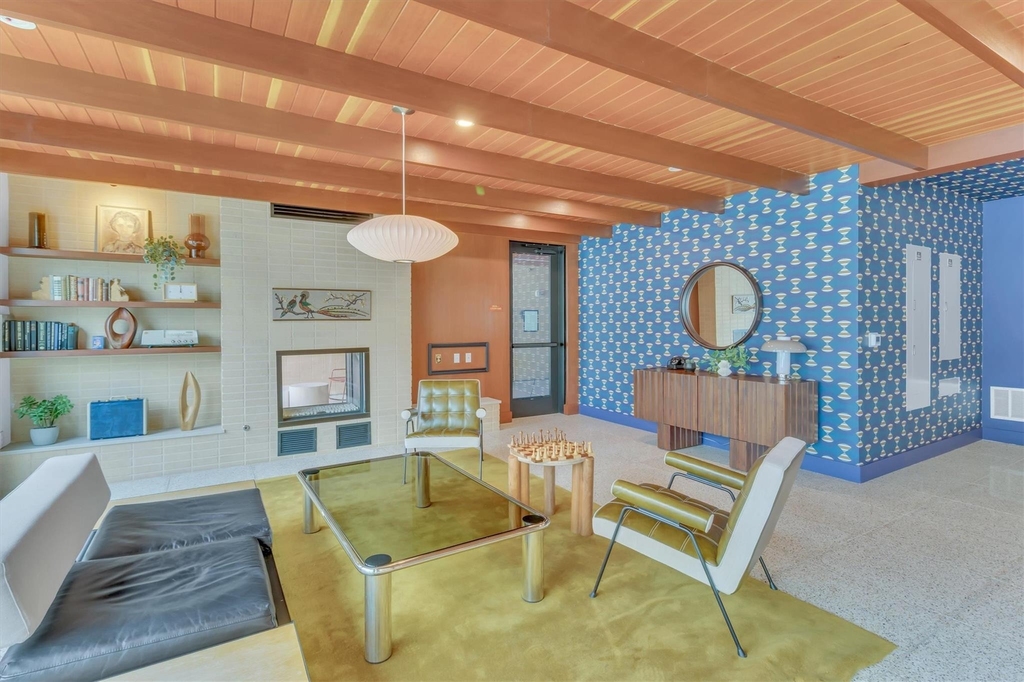 1701 Simond Ave - Photo 18