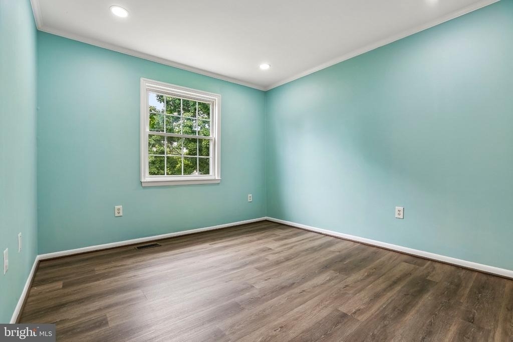 6914 Alex Court - Photo 20
