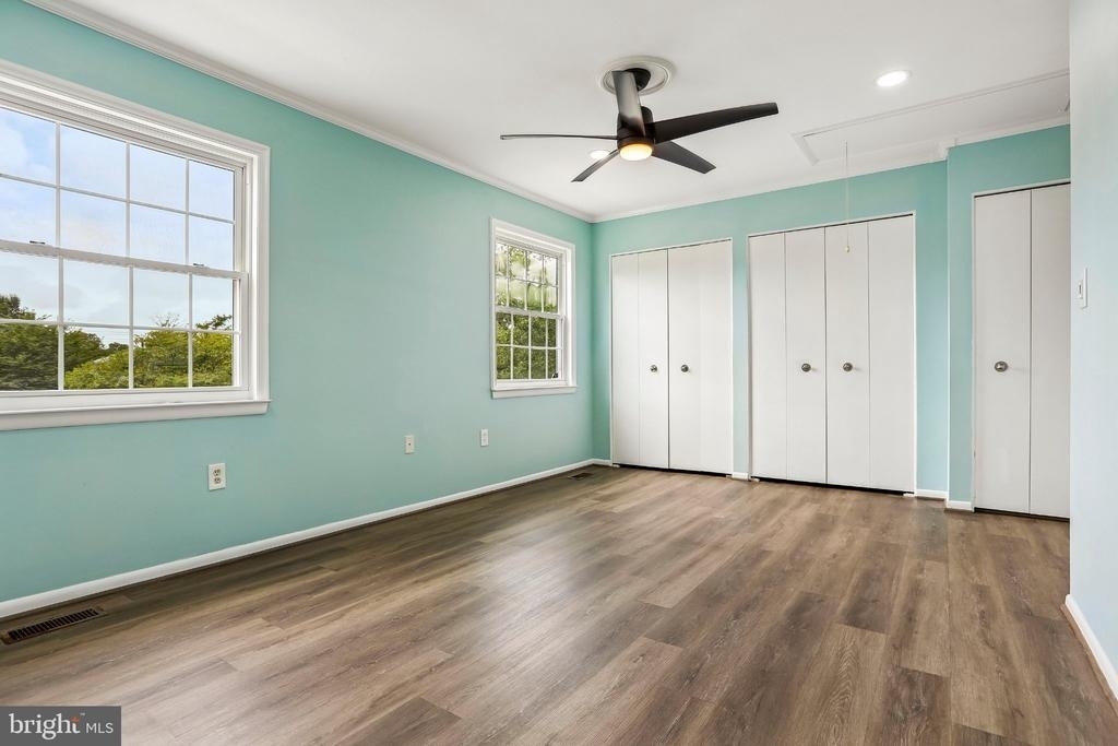 6914 Alex Court - Photo 4