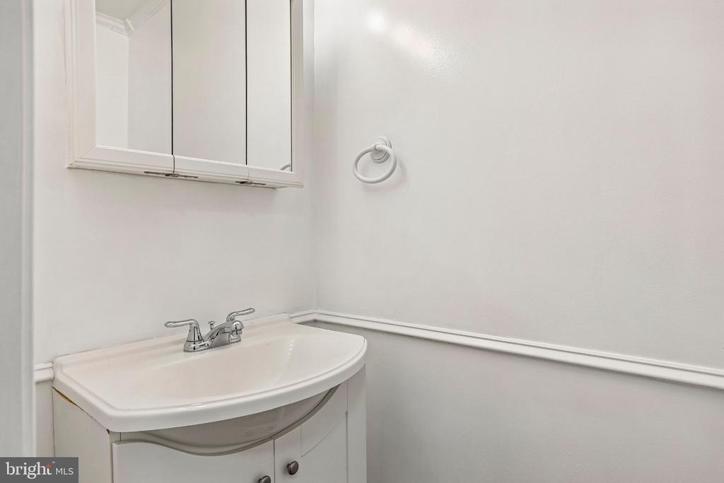 6914 Alex Court - Photo 14