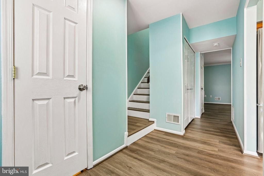 6914 Alex Court - Photo 8