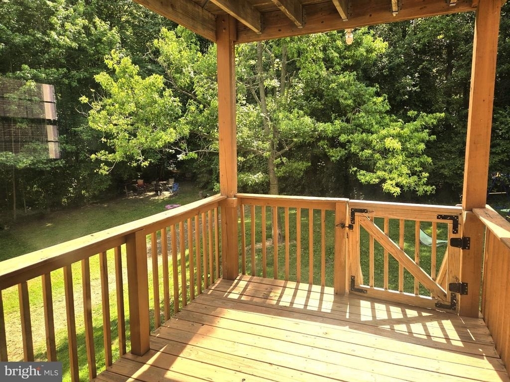 240 Mike Drive - Photo 8