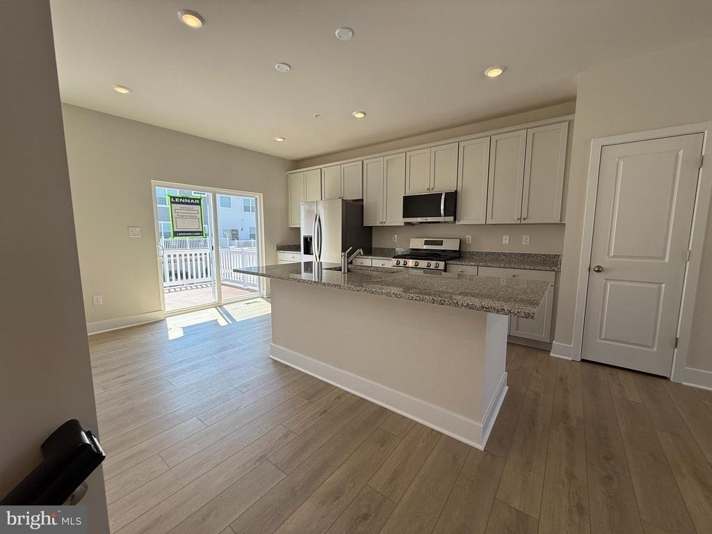 7815 Barrensdale Road - Photo 6