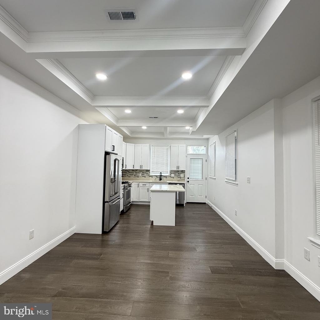 1432 E Lanvale Street - Photo 9