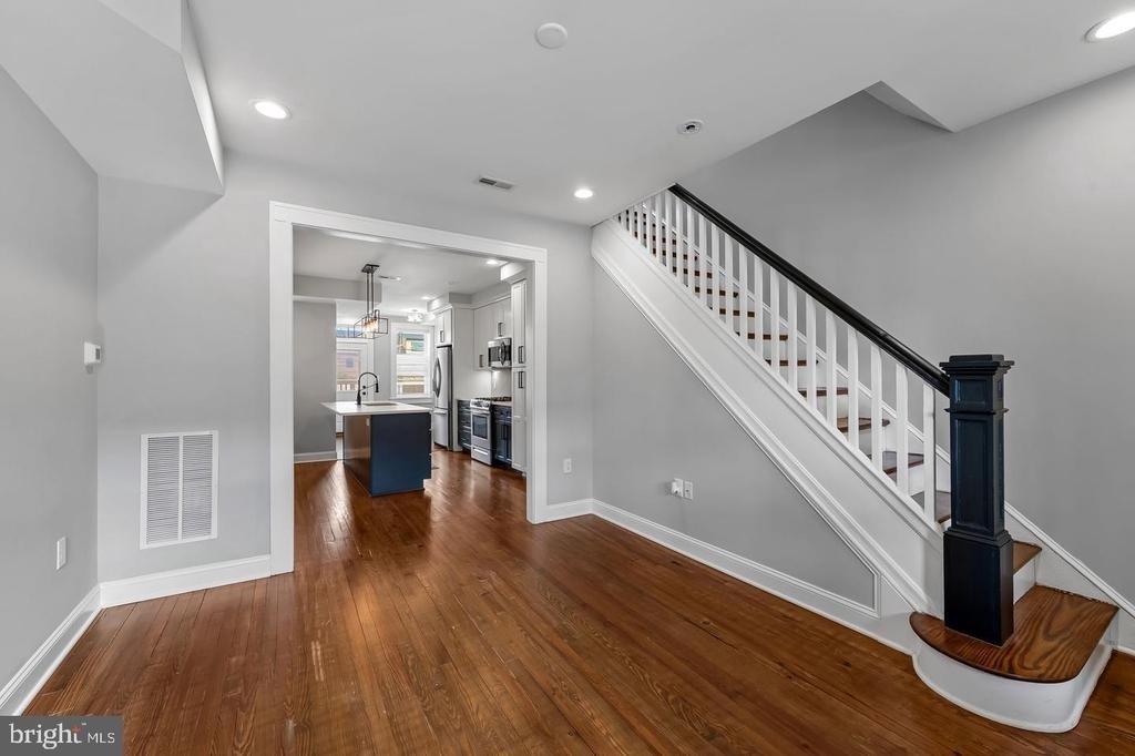 609 Grundy Street - Photo 7