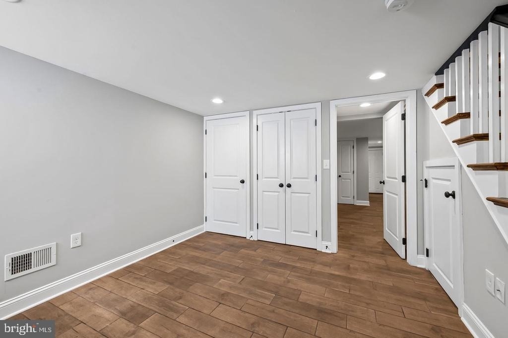 609 Grundy Street - Photo 30