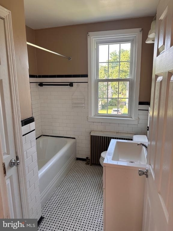 3034 Pinewood Avenue - Photo 6