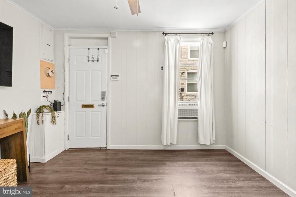 308 S Castle Street - Photo 4