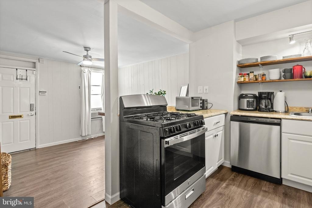 308 S Castle Street - Photo 10