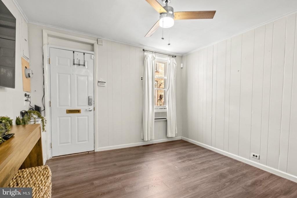 308 S Castle Street - Photo 3