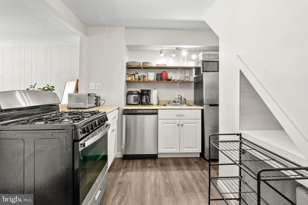 308 S Castle Street - Photo 9