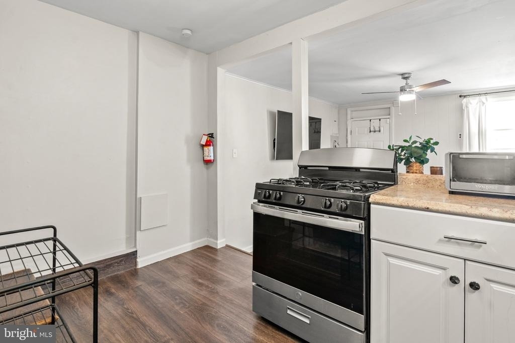 308 S Castle Street - Photo 12