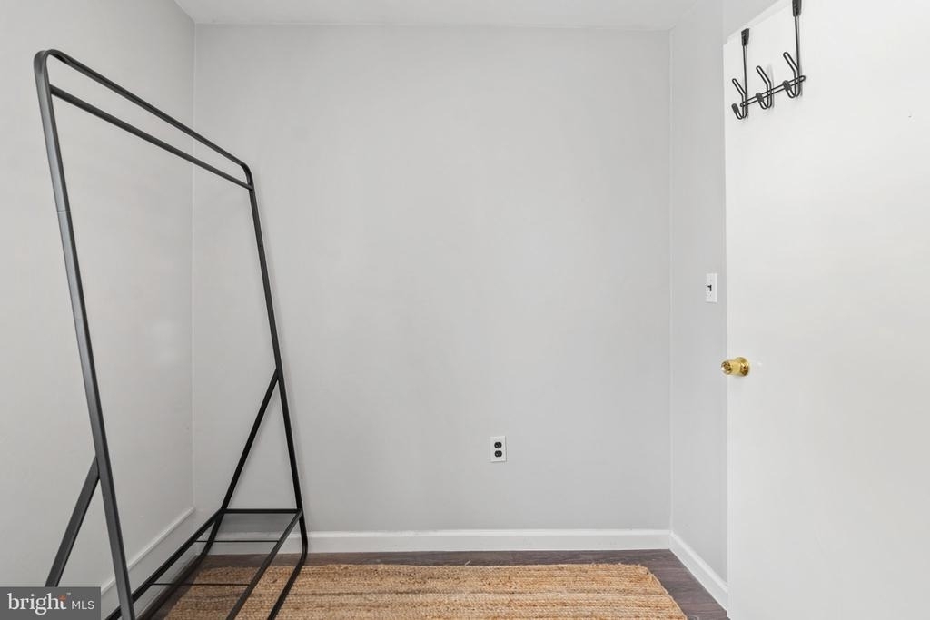 308 S Castle Street - Photo 18