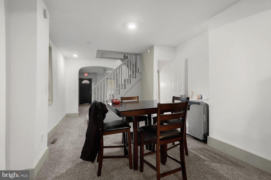 2838 W Lanvale Street - Photo 8