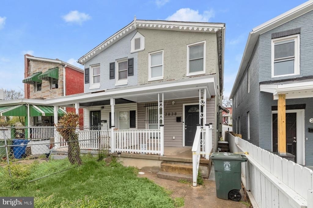 2838 W Lanvale Street - Photo 0