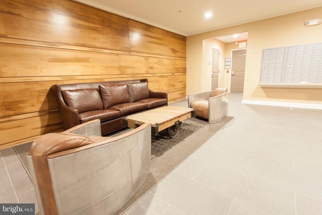 521 Saint Paul Street - Photo 18