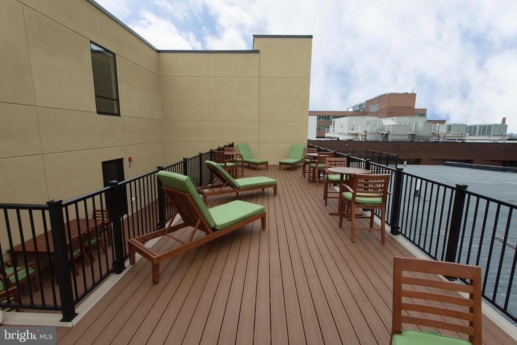 521 Saint Paul Street - Photo 15