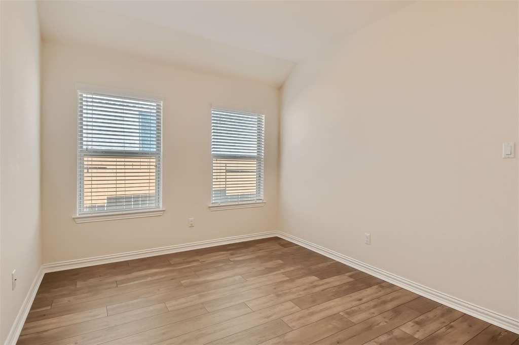 113 Lily Turf Cv - Photo 23