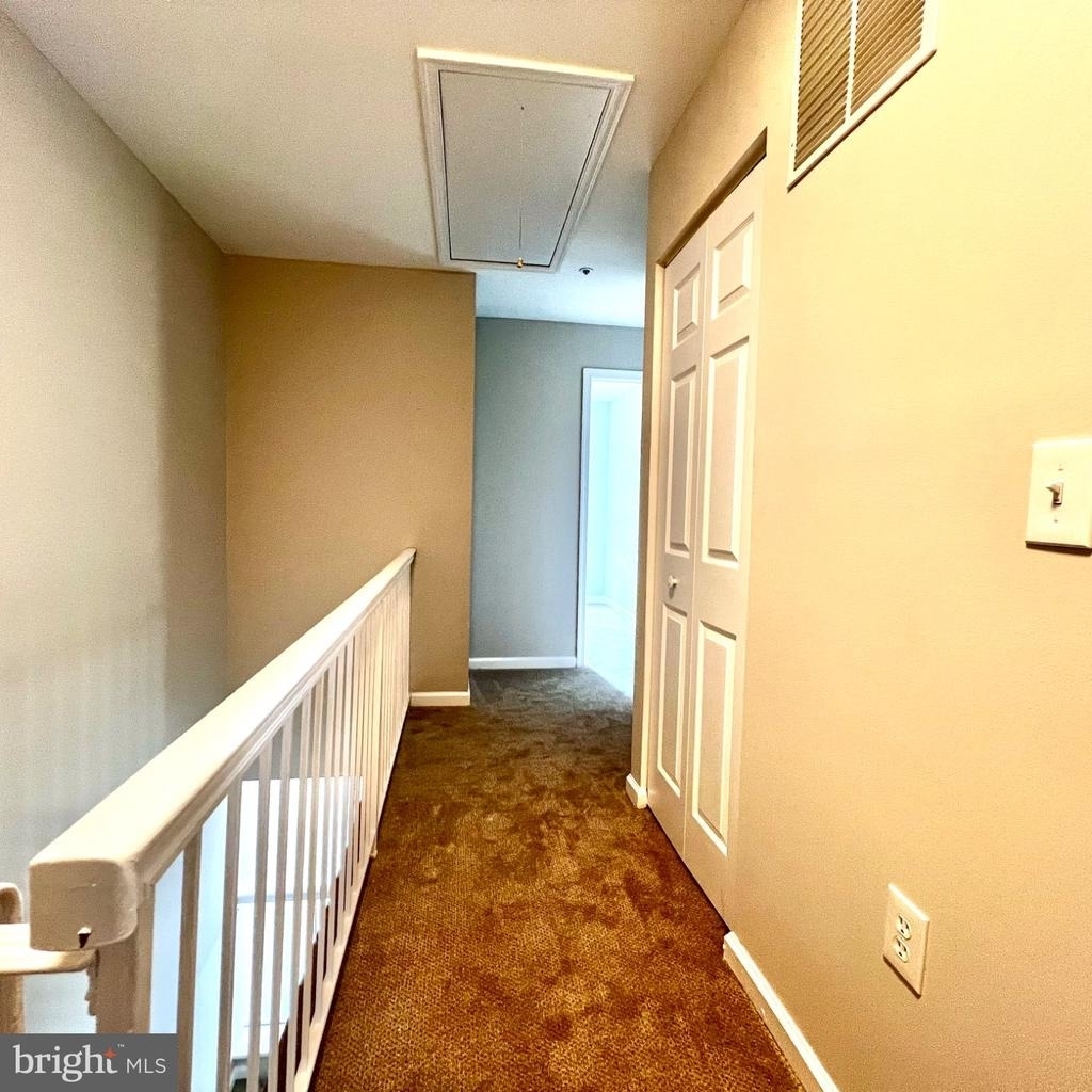 2457 Nantucket Drive - Photo 10