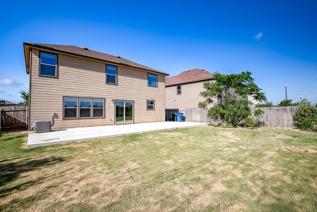 518 Carrington St - Photo 28