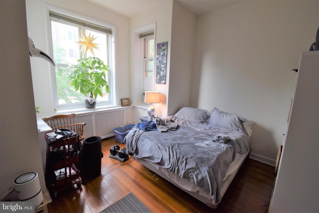 2112 O Street Nw - Photo 6