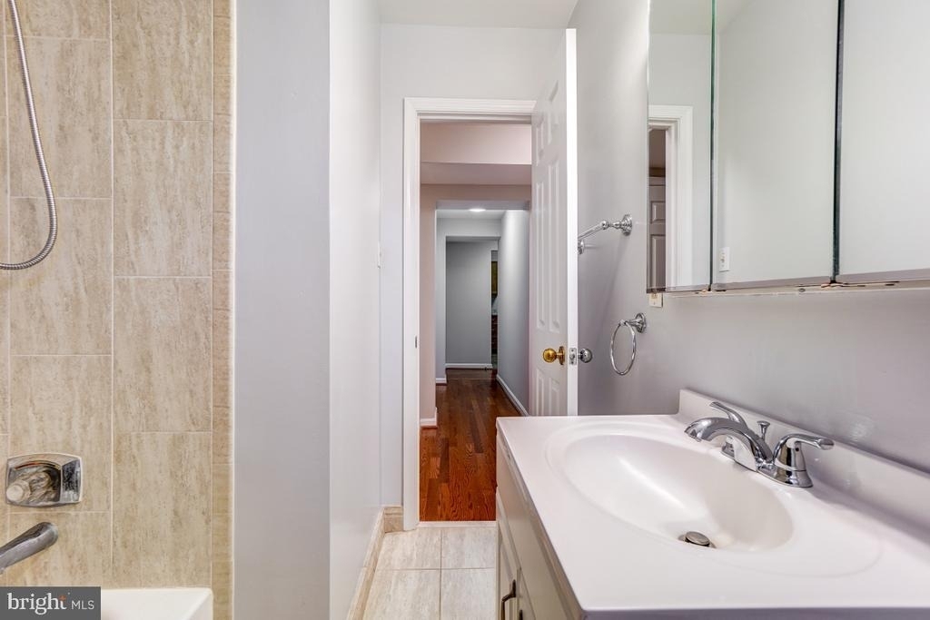 3855 Rodman Street Nw - Photo 26