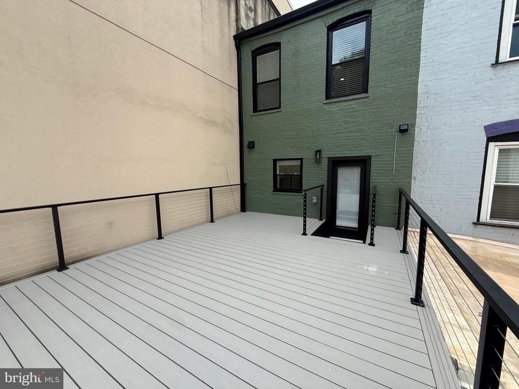 821 4th Street Ne - Photo 27