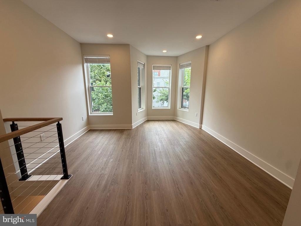 821 4th Street Ne - Photo 5
