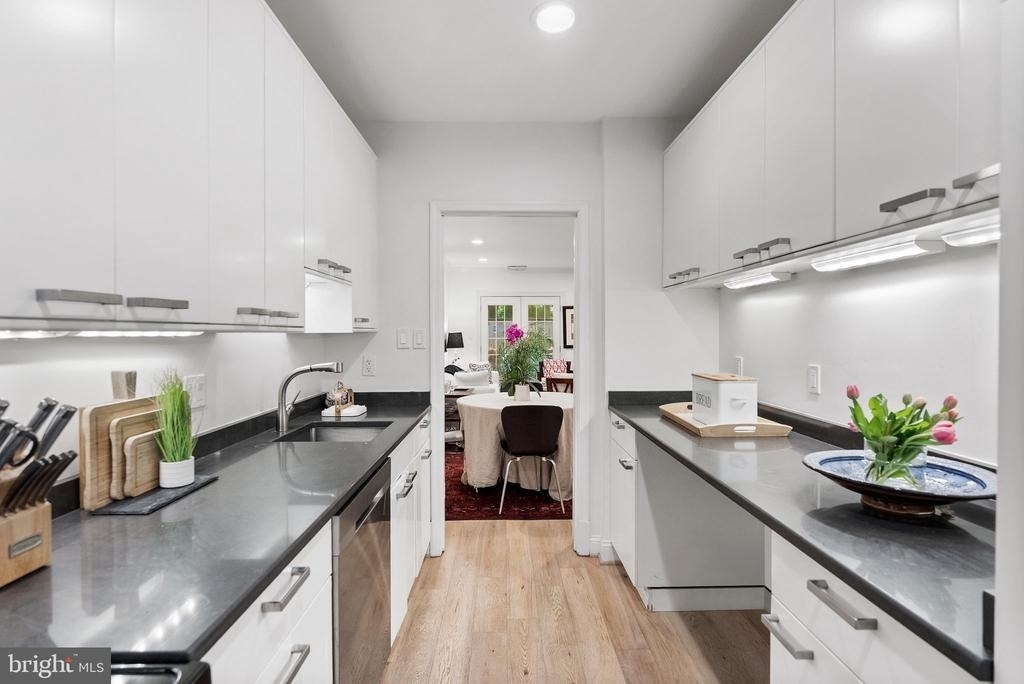 3209 Sutton Place Nw - Photo 18