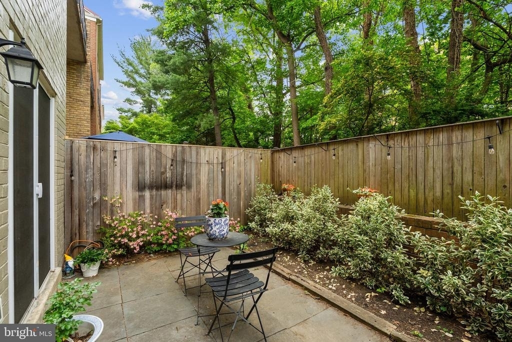 3209 Sutton Place Nw - Photo 10