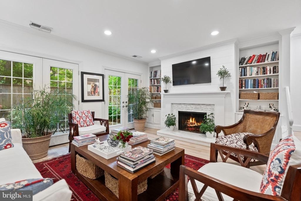3209 Sutton Place Nw - Photo 3