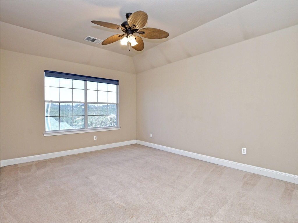 303 Hensley Dr - Photo 22
