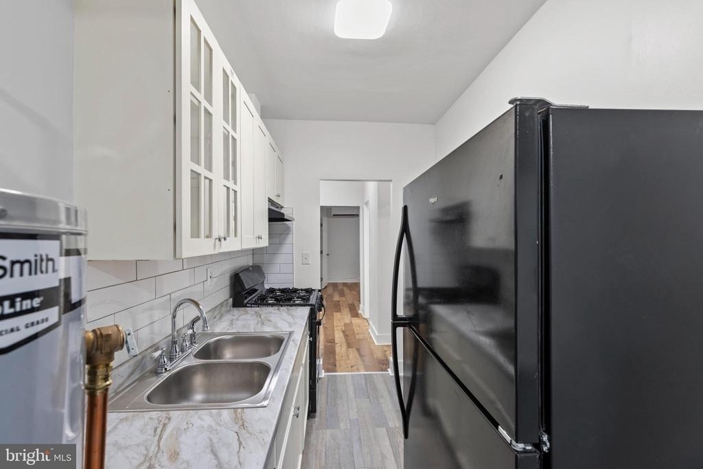 1512 Isherwood Street Ne - Photo 5