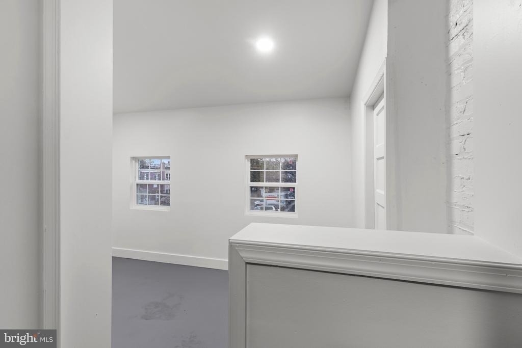 1512 Isherwood Street Ne - Photo 14