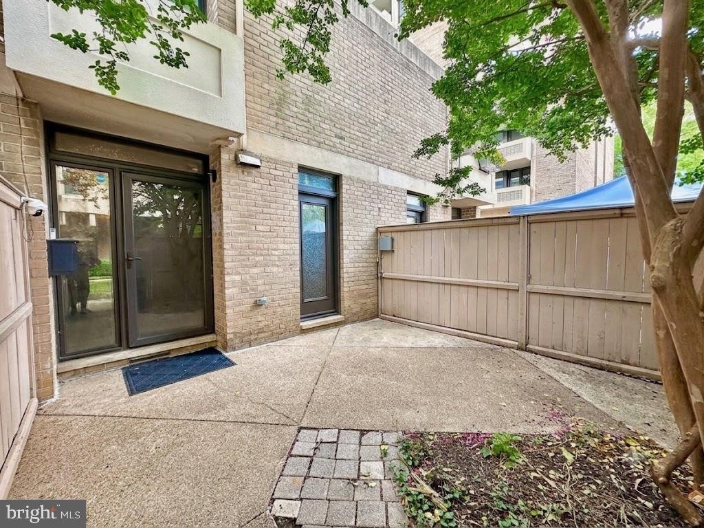 292 M Street Sw - Photo 16