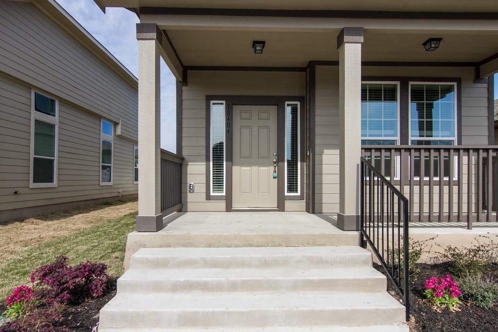 18404 Cumberland Gap Blvd - Photo 3
