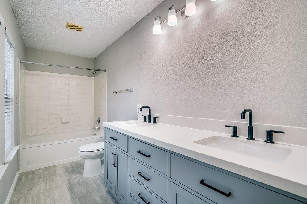 1001 Howell Terrace Pl - Photo 18