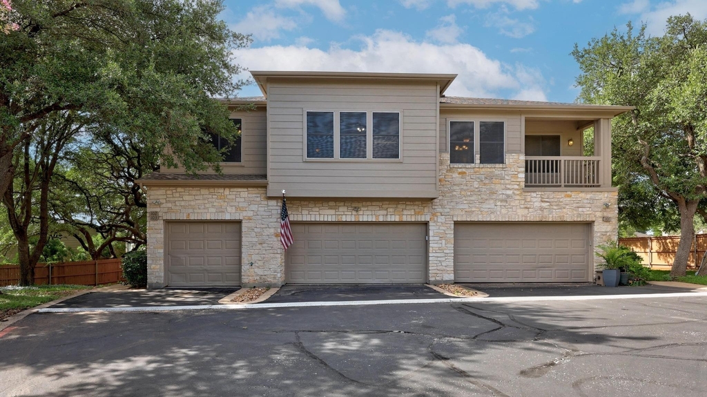 7501 Shadowridge Run - Photo 0