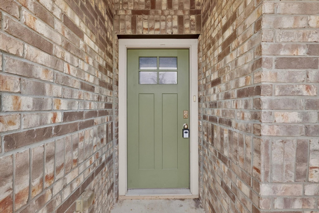 6920 Ranchito Dr - Photo 1