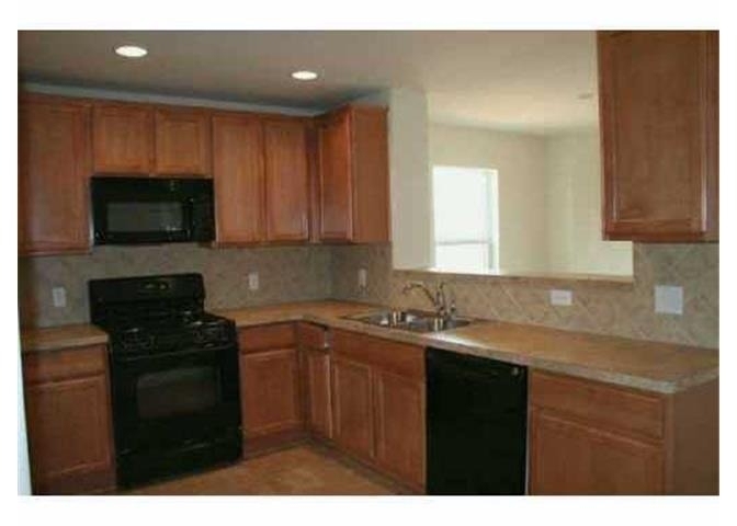 3633 Hawk View St - Photo 2