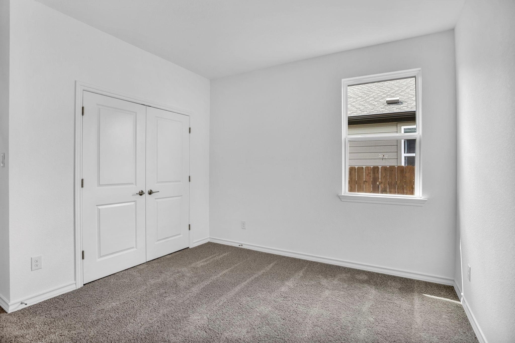 131 Adeline Rd - Photo 8