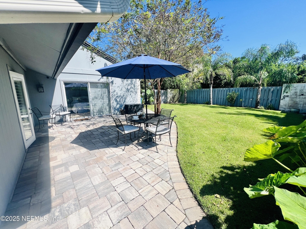 184 Bermuda Court - Photo 13