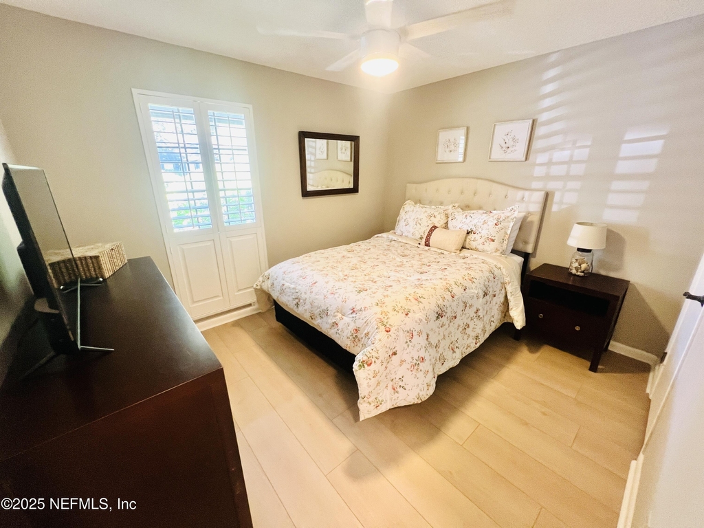 184 Bermuda Court - Photo 19