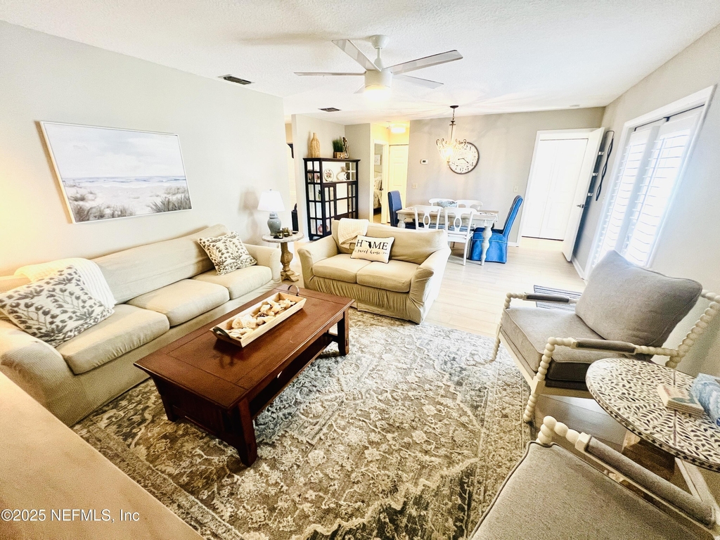 184 Bermuda Court - Photo 10