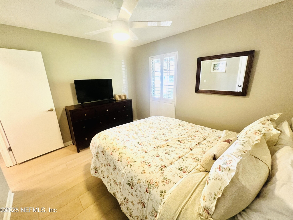 184 Bermuda Court - Photo 20