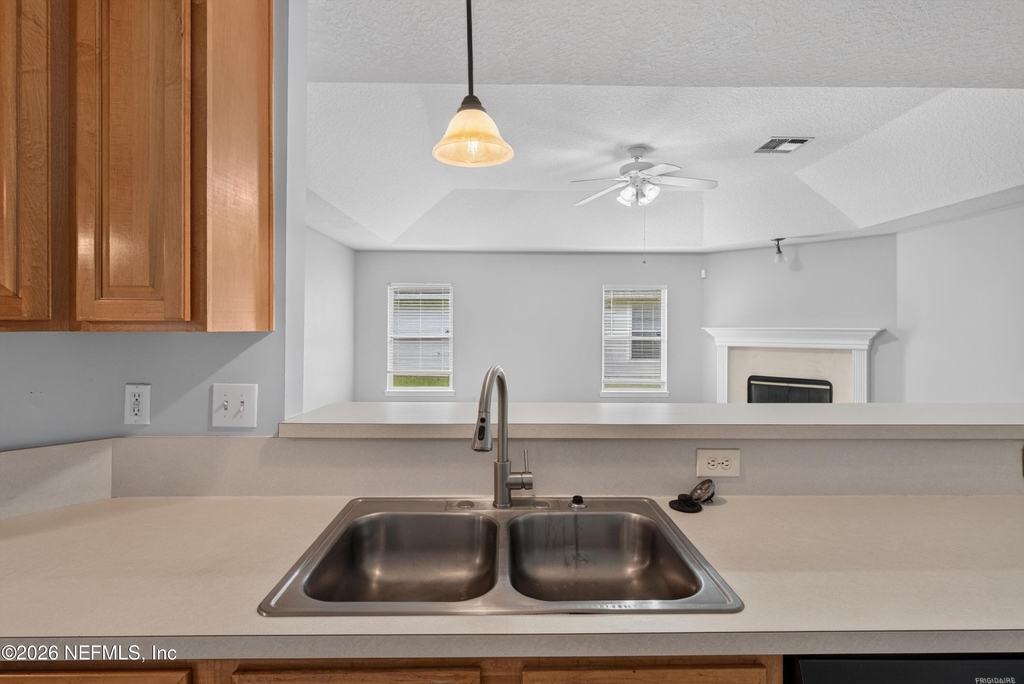 11669 Collins Creek Drive - Photo 20