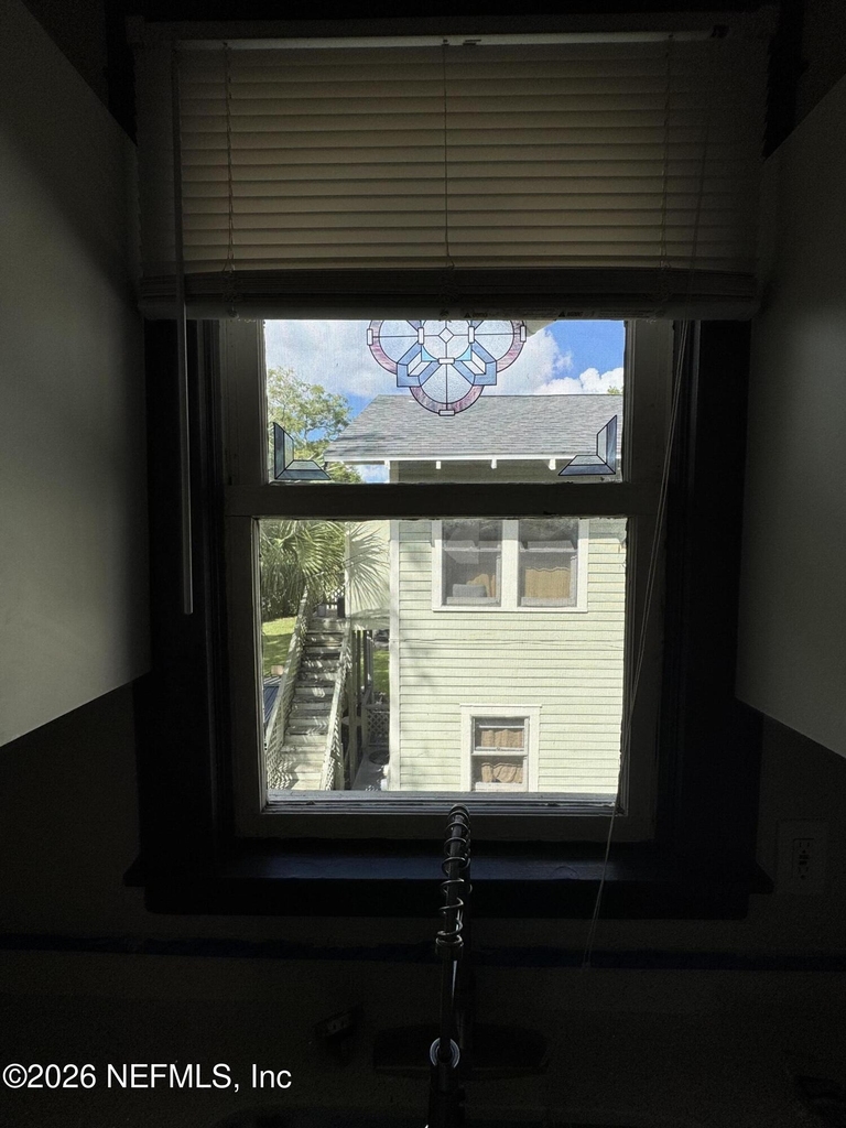 2512 College Street - Photo 5