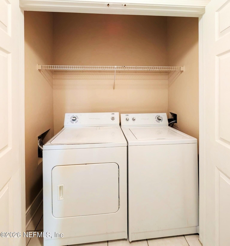 10550 Baymeadows Road - Photo 15